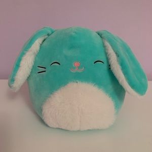 Squishmallow Regan the Bunny 7.5” NWT